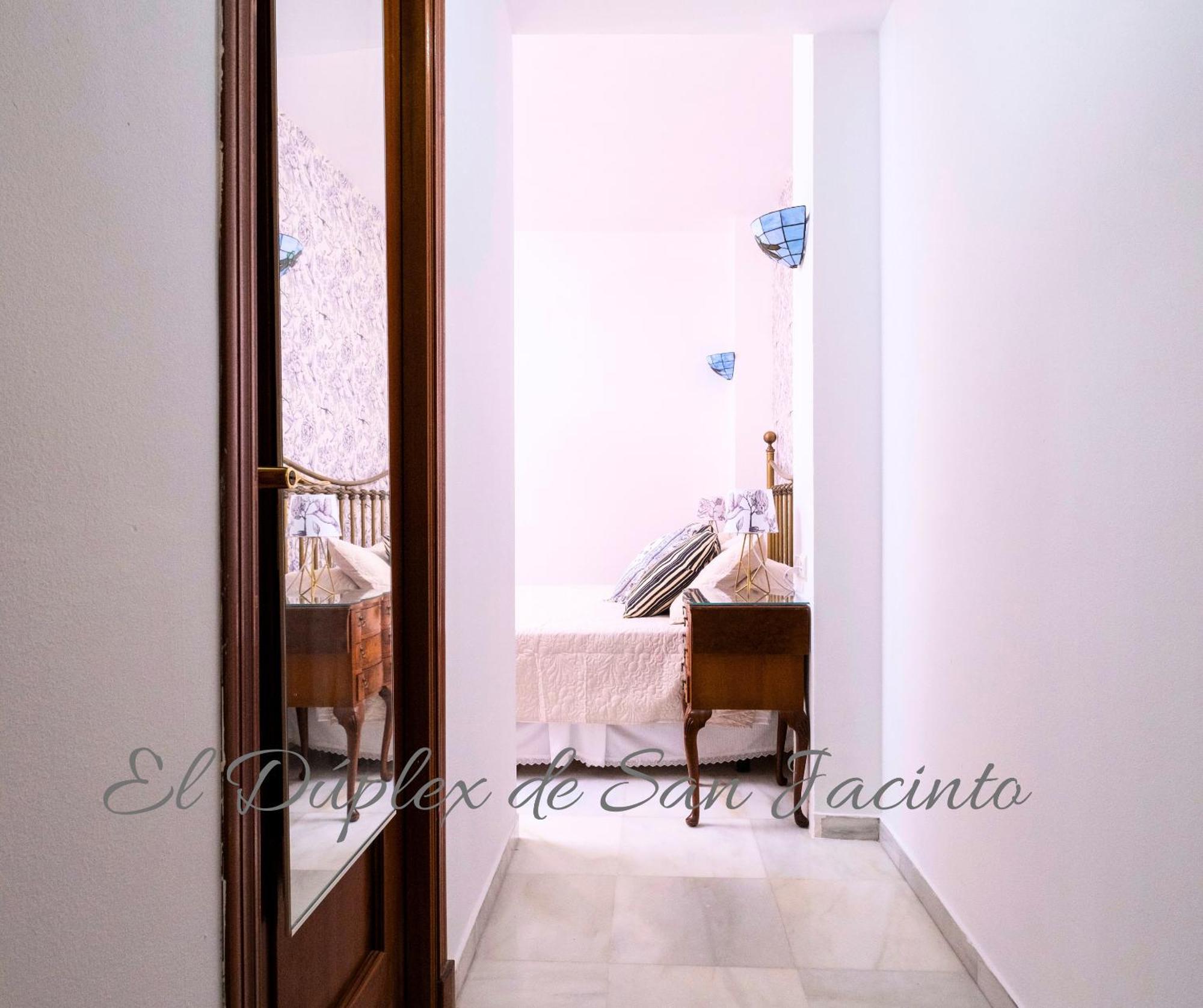 Apartamento El Duplex De San Jacinto Sevilla Exterior foto