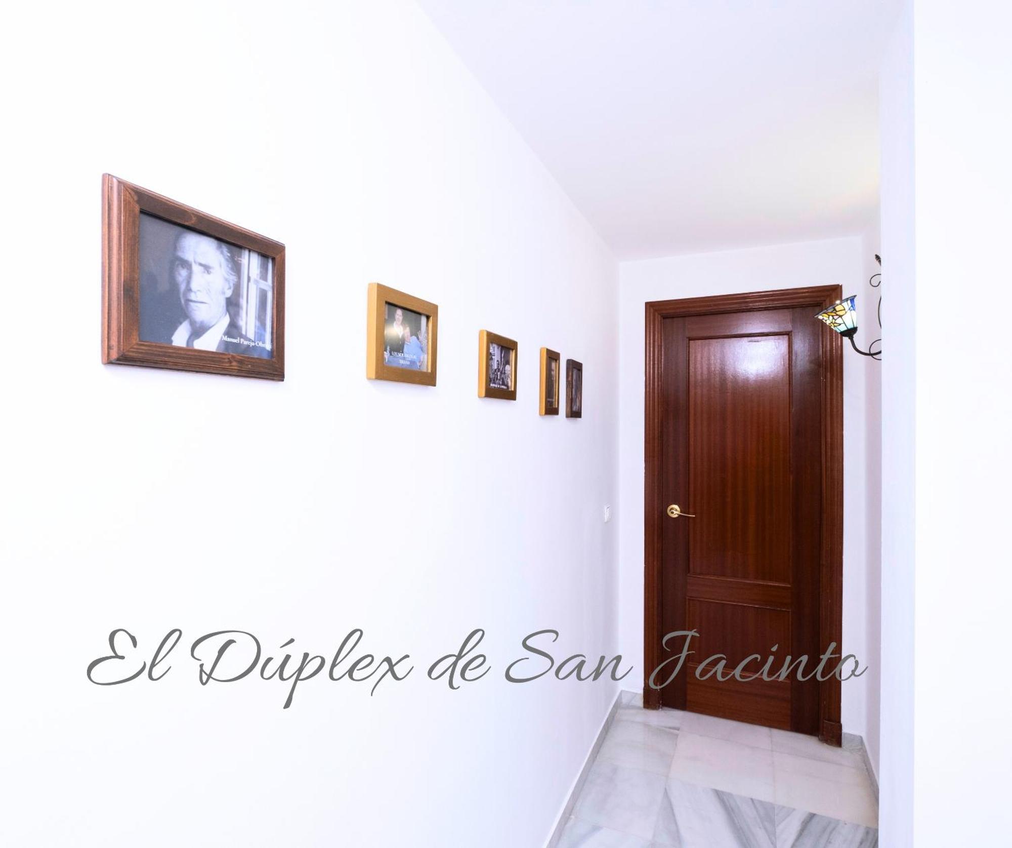 Apartamento El Duplex De San Jacinto Sevilla Exterior foto