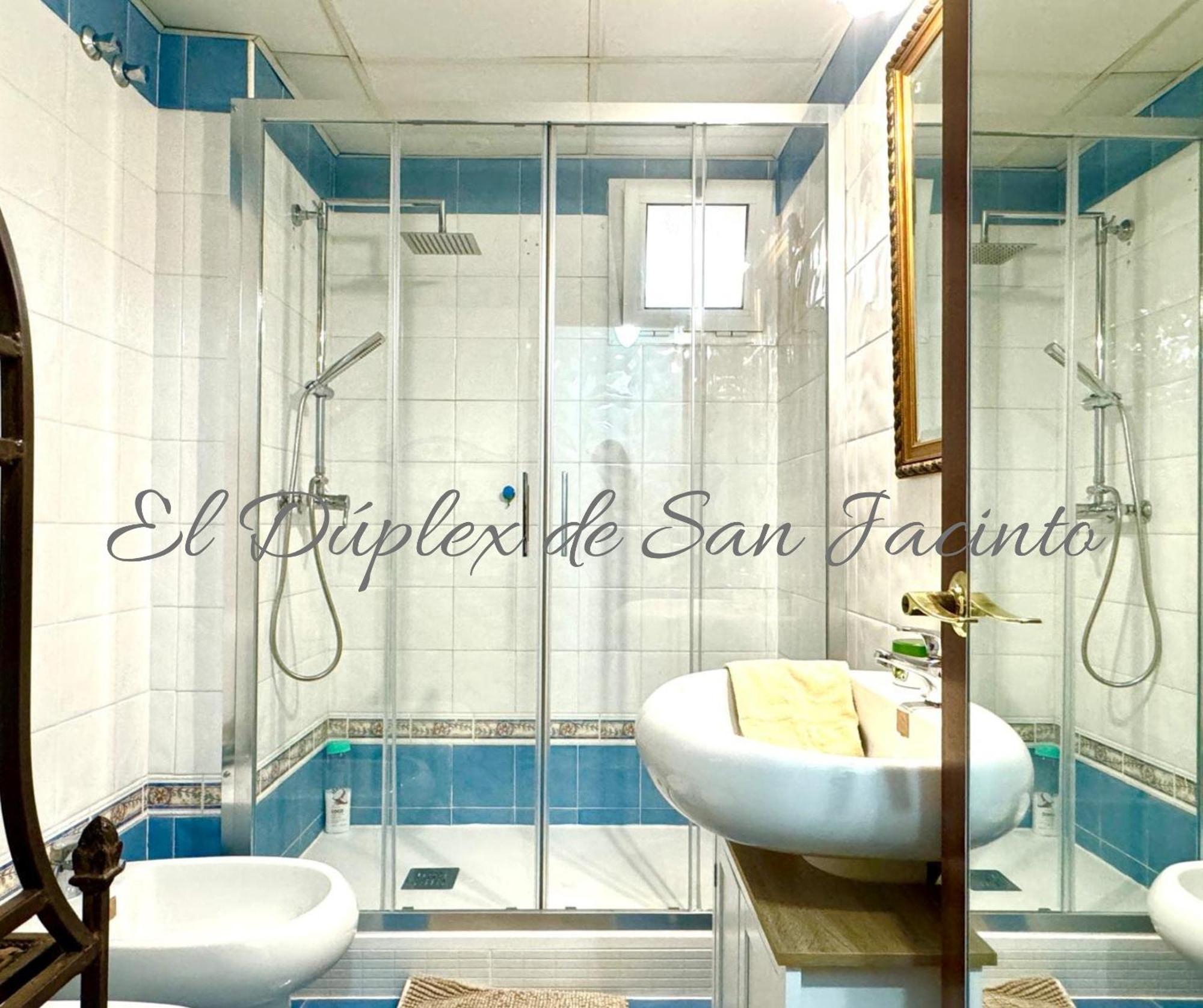 Apartamento El Duplex De San Jacinto Sevilla Exterior foto